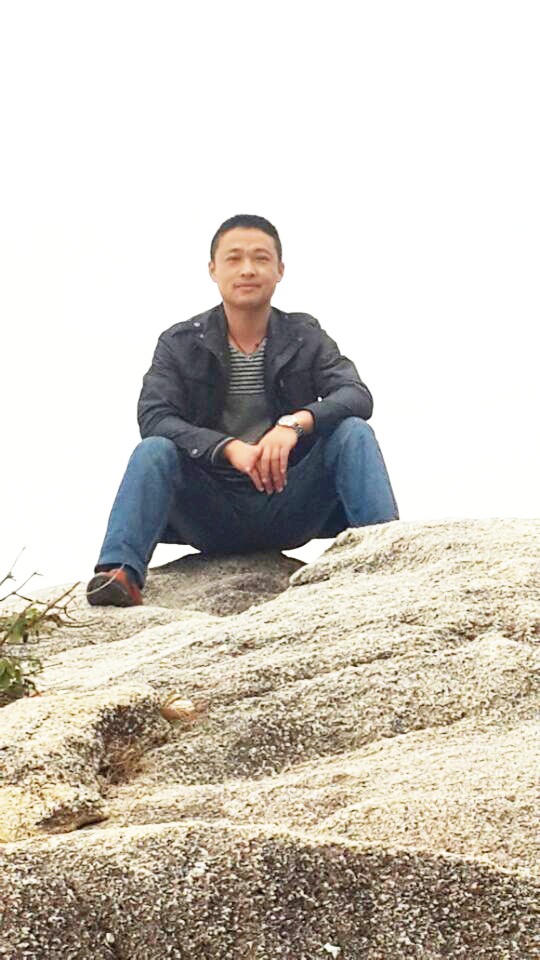 李明.jpg